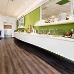 奥尔登堡赫耳墨斯酒店 酒店