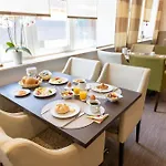 奥尔登堡赫耳墨斯酒店 酒店