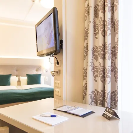 Hermes Hotel