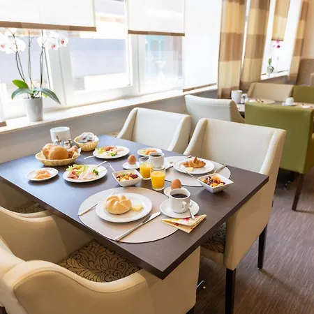 Hermes Hotel
